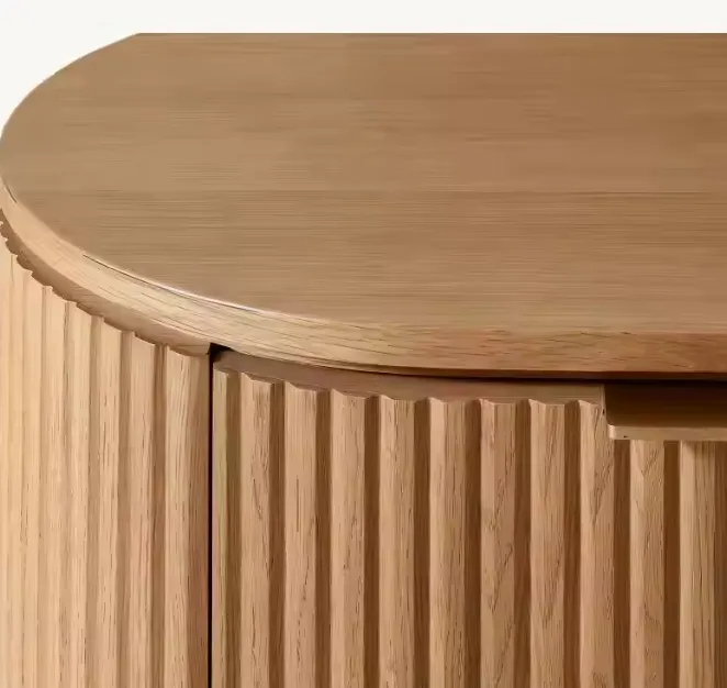 Armoire Bagnères en chêne blanc 9 tiroirs, vue 2 sur 4