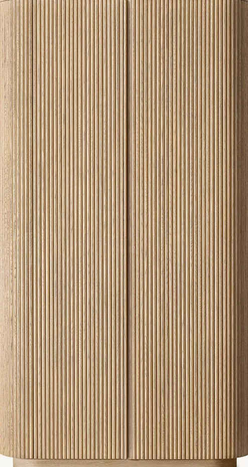 Armoire Biot en chêne, vue 2 sur 4