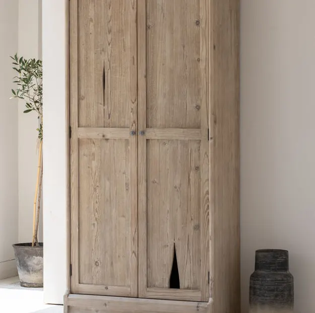 Armoire Lussan en bois massif — armoires