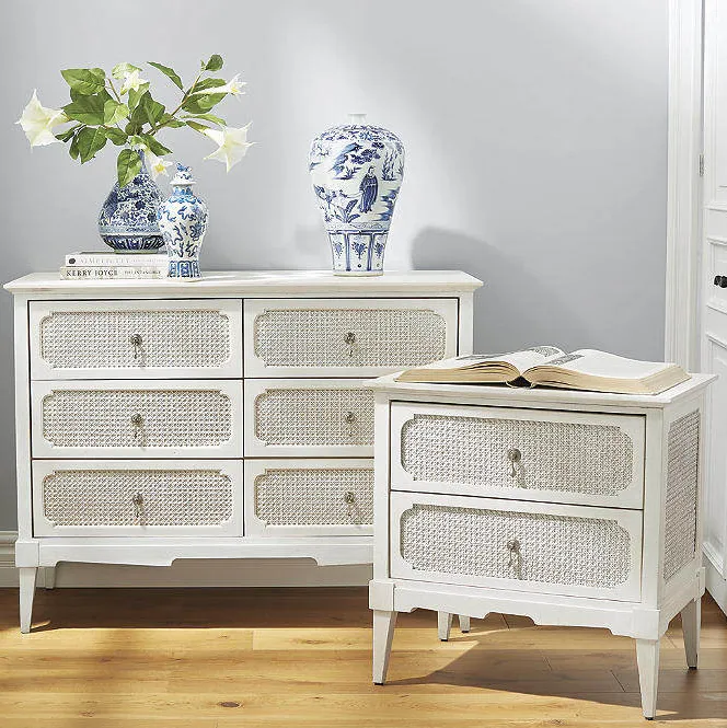 Armoire Manosque en bois massif, vue 3 sur 4