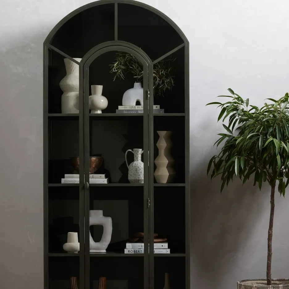 Armoire Massat en bois massif, vue 2 sur 5