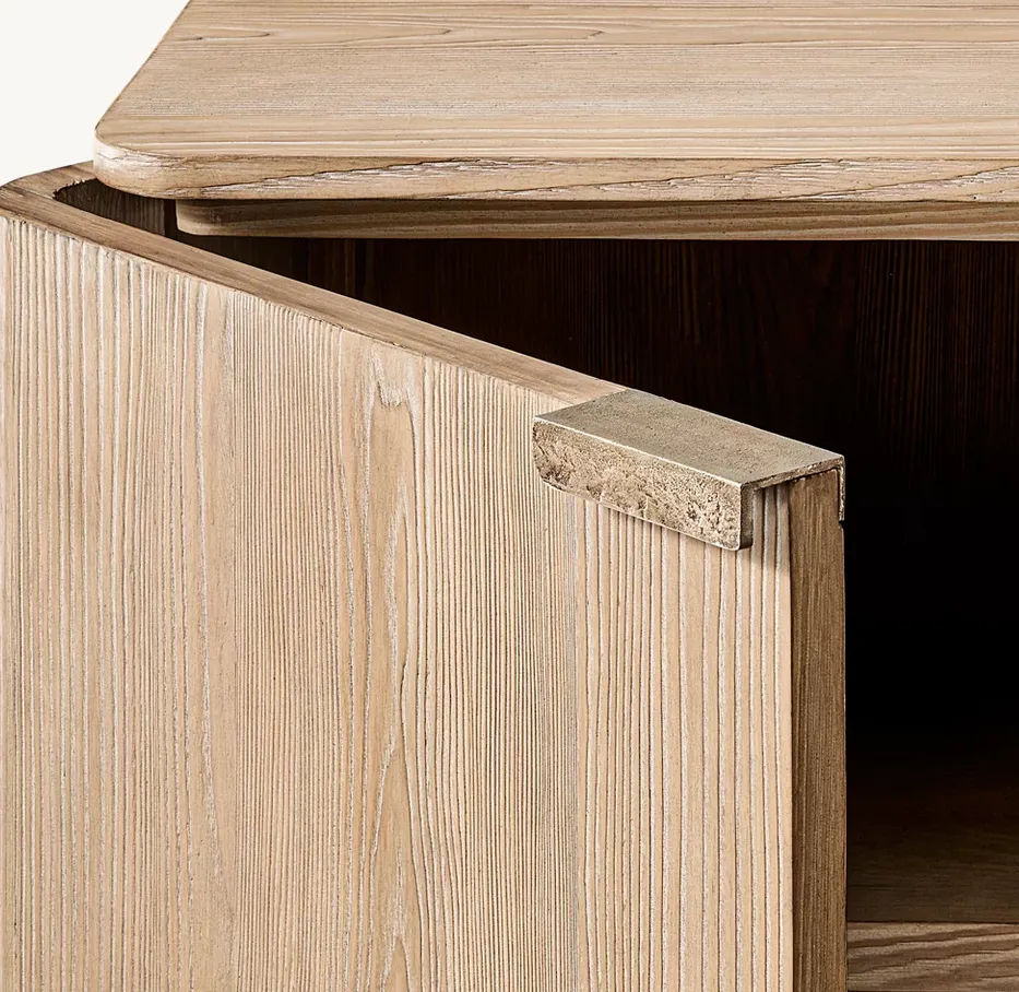 Armoire Sauve en placage de bois massif, vue 2 sur 6