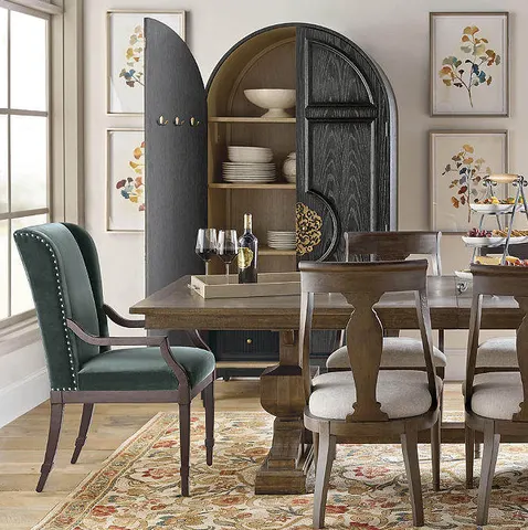 Armoire Sommières en placage de chêne — armoires