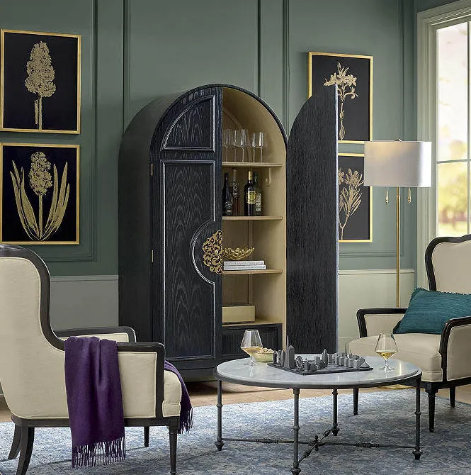 Armoire Sommières en placage de chêne, vue 2 sur 5