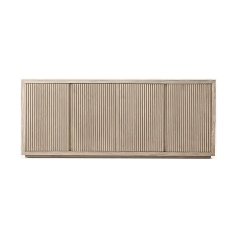 Buffet Goult en chêne 4 portes — buffets
