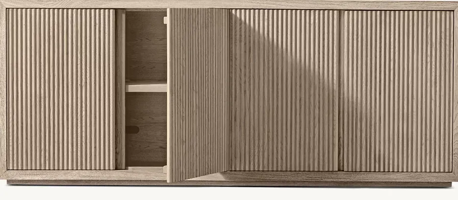 Buffet Goult en chêne 4 portes, vue 3 sur 6
