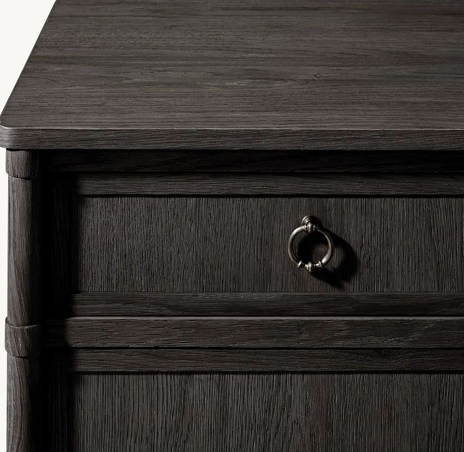Buffet Grignan en chêne 4 portes, vue 2 sur 5