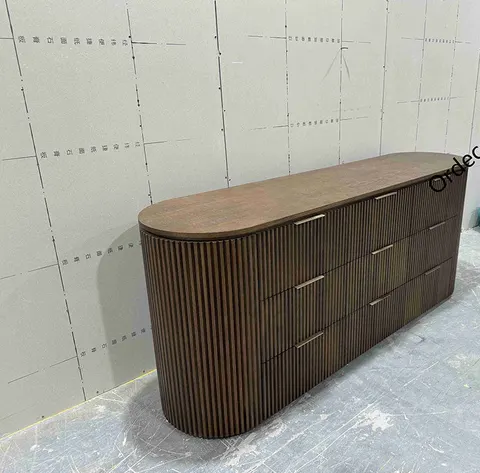 Buffet Olonzac en placage de chêne 4 portes — buffets