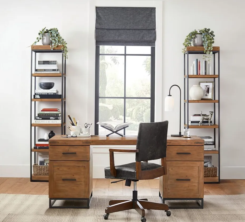 Bureau Apt en bois massif, vue 2 sur 6