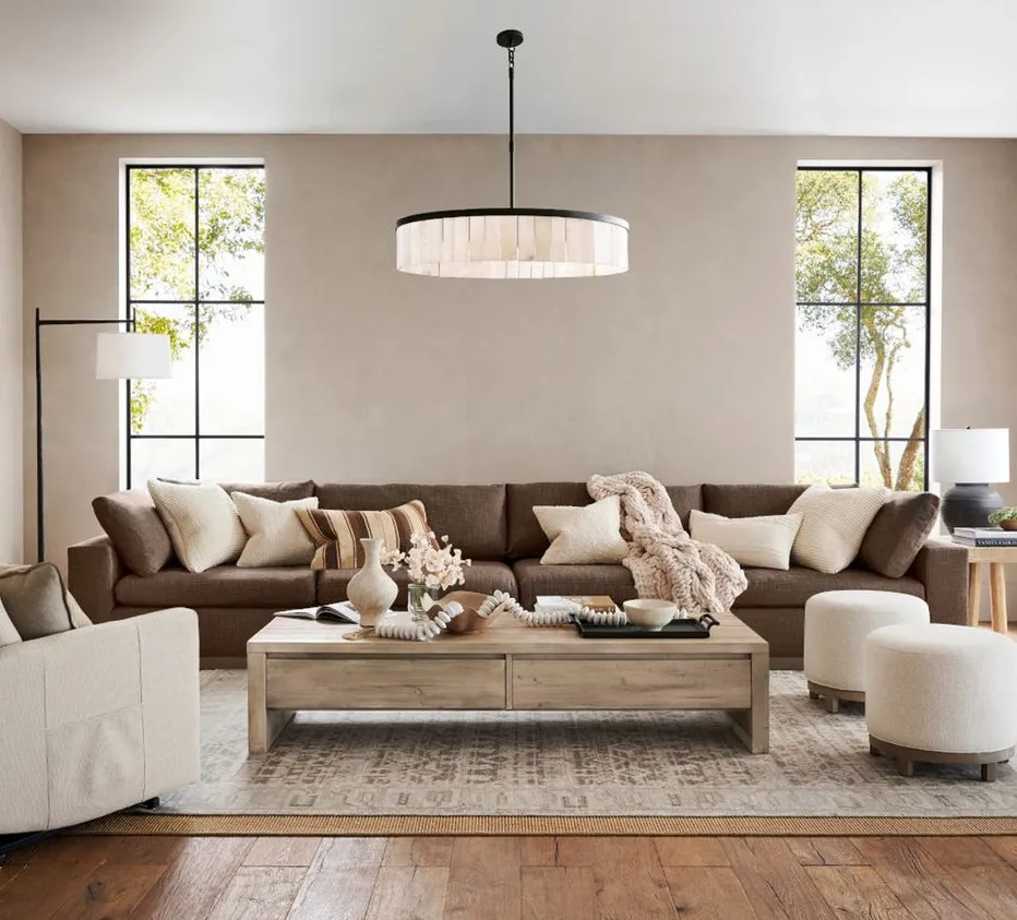 Chaise Labeaume en bois massif, vue 4 sur 6