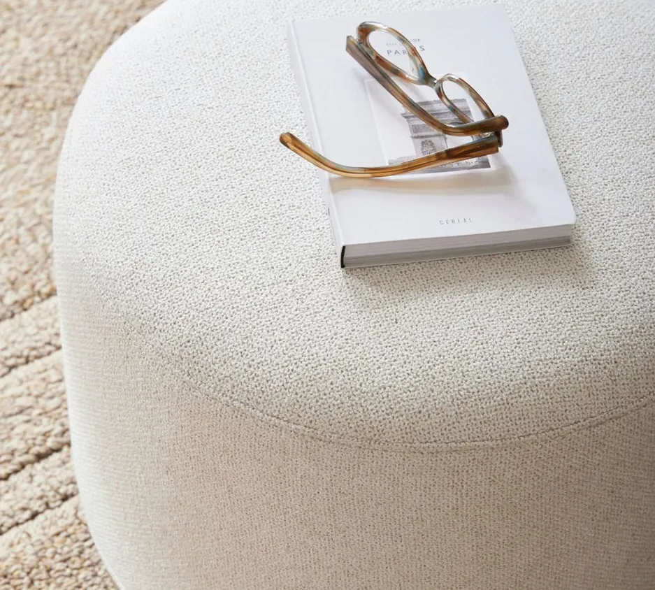 Chaise Labeaume en bois massif, vue 6 sur 6