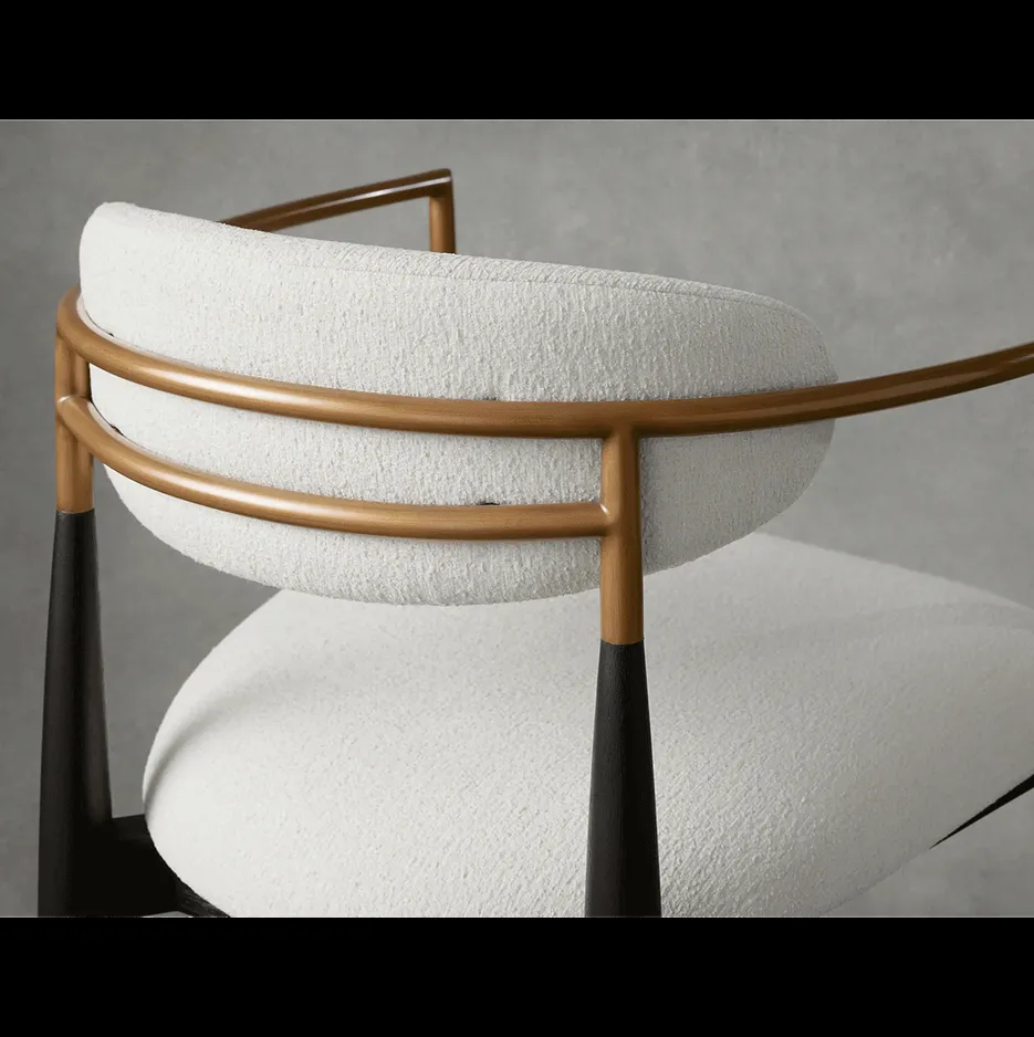 Chaise Laguiole en bois massif, vue 3 sur 4
