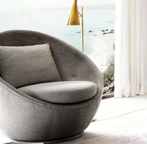 Chaise Louhans minimaliste — chaises
