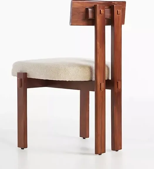 Chaise Lucéram en tissu et chêne, vue 4 sur 5
