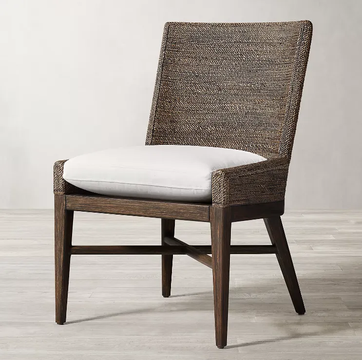 Chaise Milly en bois massif, vue 2 sur 4