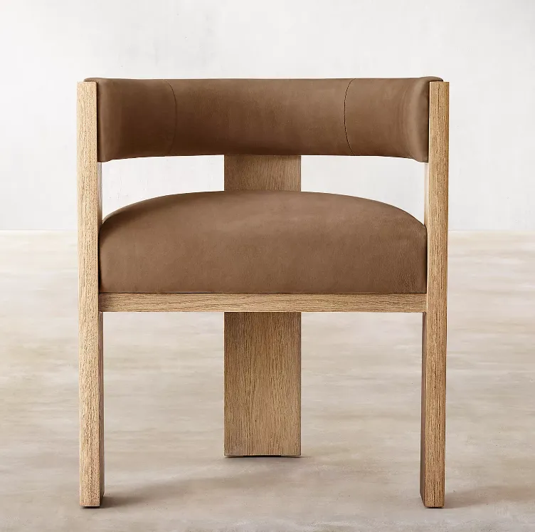 Chaise Nernier en cuir et chêne, vue 4 sur 6
