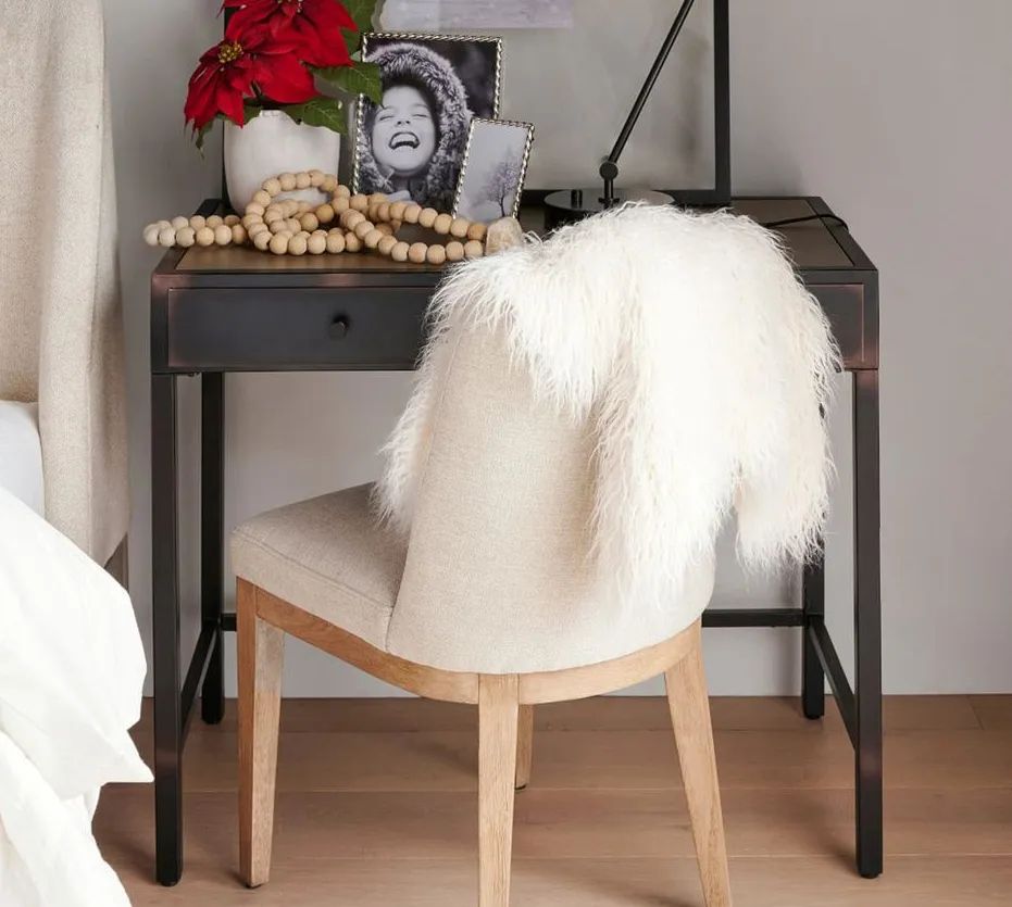 Chaise Noyers en bois massif, vue 3 sur 6