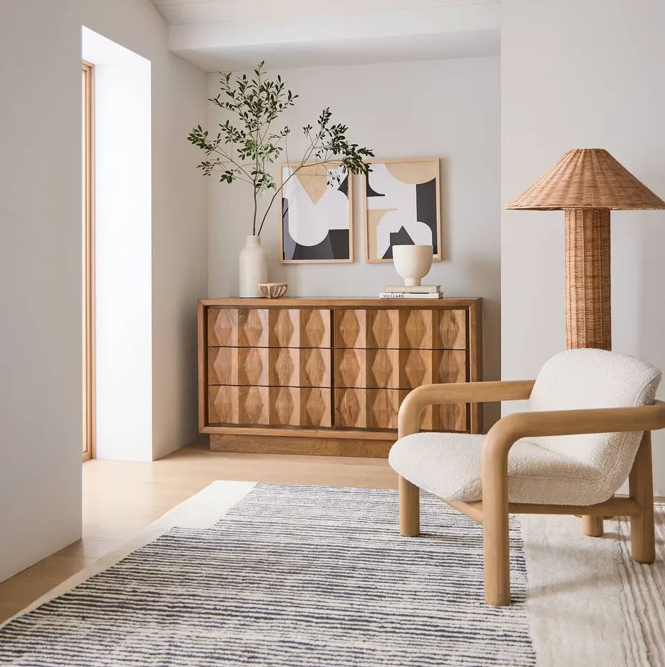 Chaise Oloron en tissu et bois massif, vue 2 sur 6
