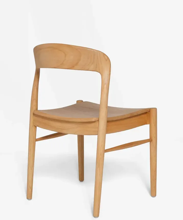 Chaise Thônes en bois massif, vue 4 sur 6