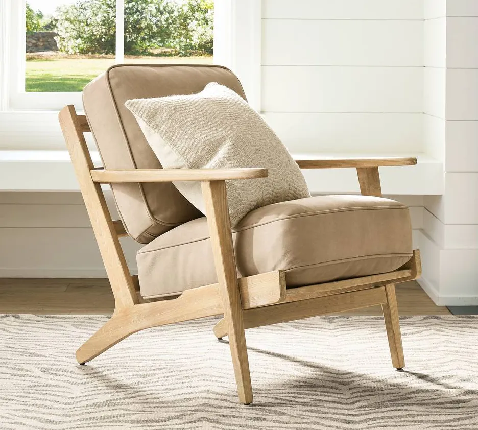 Chaise Valensole en chêne noir, vue 4 sur 5