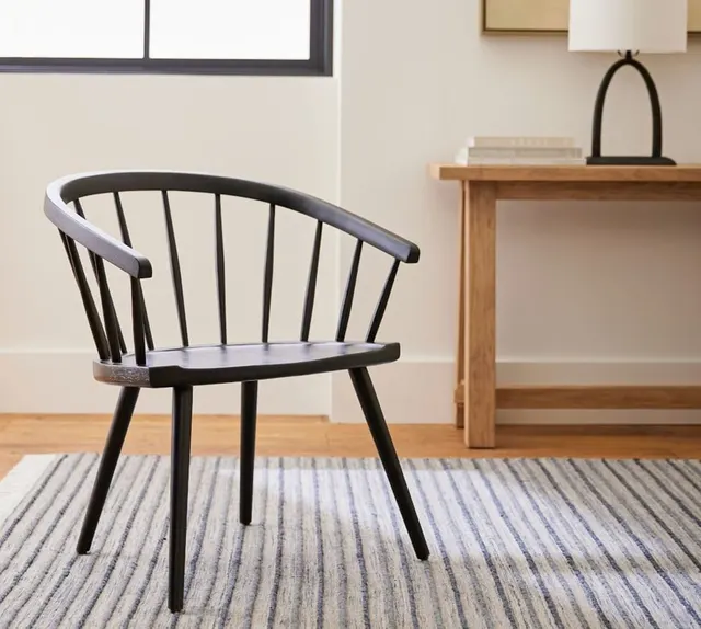 Chaise Varengeville en bois massif noir — chaises