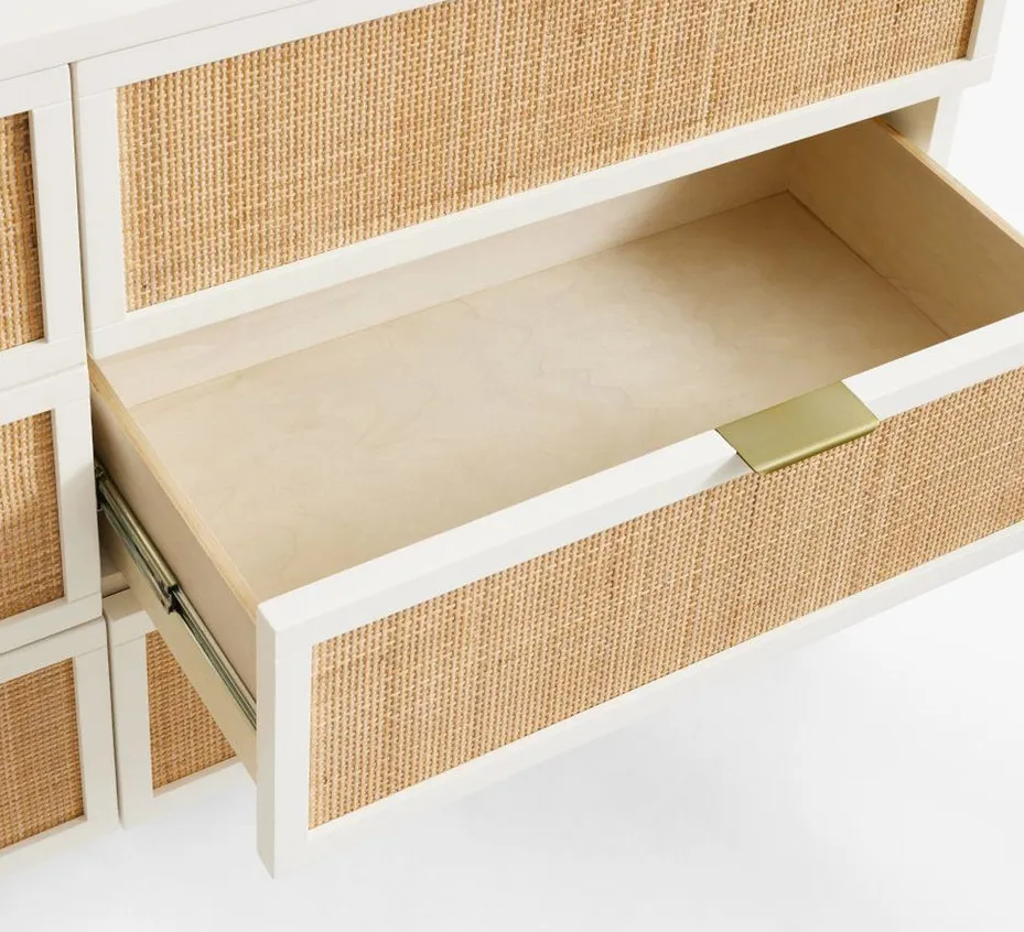 Commode Cotignac en bois massif, vue 3 sur 6