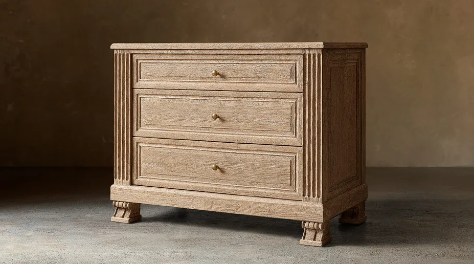 Commode Goult en chêne 3 tiroirs, vue 3 sur 4