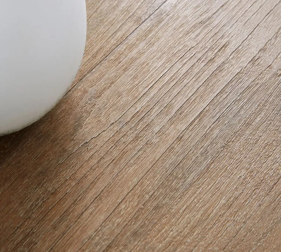 Commode Joyeuse en bois massif, vue 5 sur 6