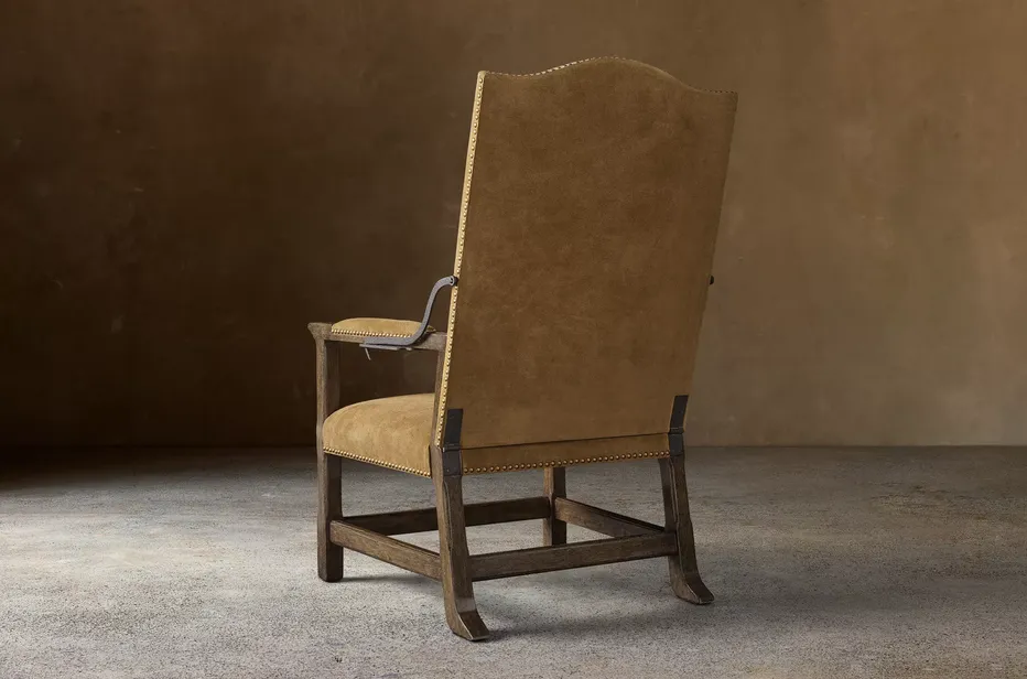Fauteuil Antibes en cuir et chêne, vue 2 sur 5