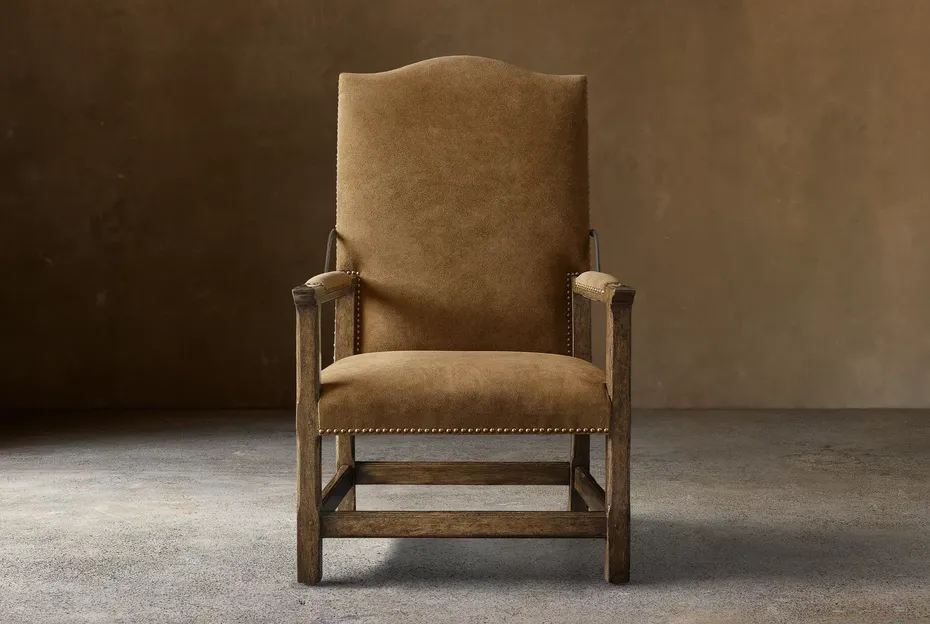 Fauteuil Antibes en cuir et chêne, vue 3 sur 5