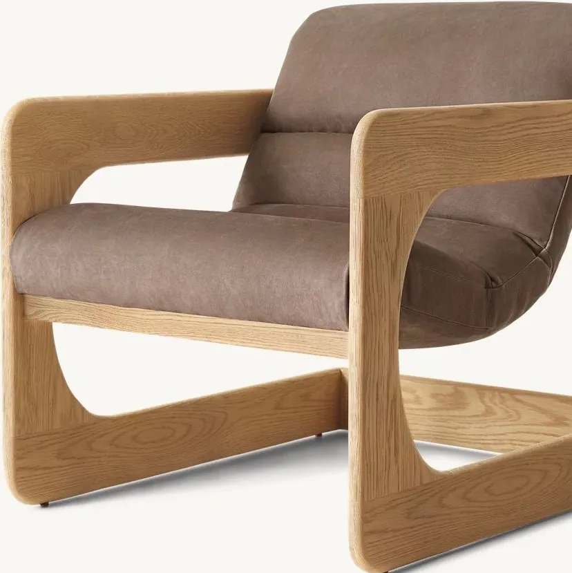Fauteuil Arles en bois massif brun, vue 4 sur 5
