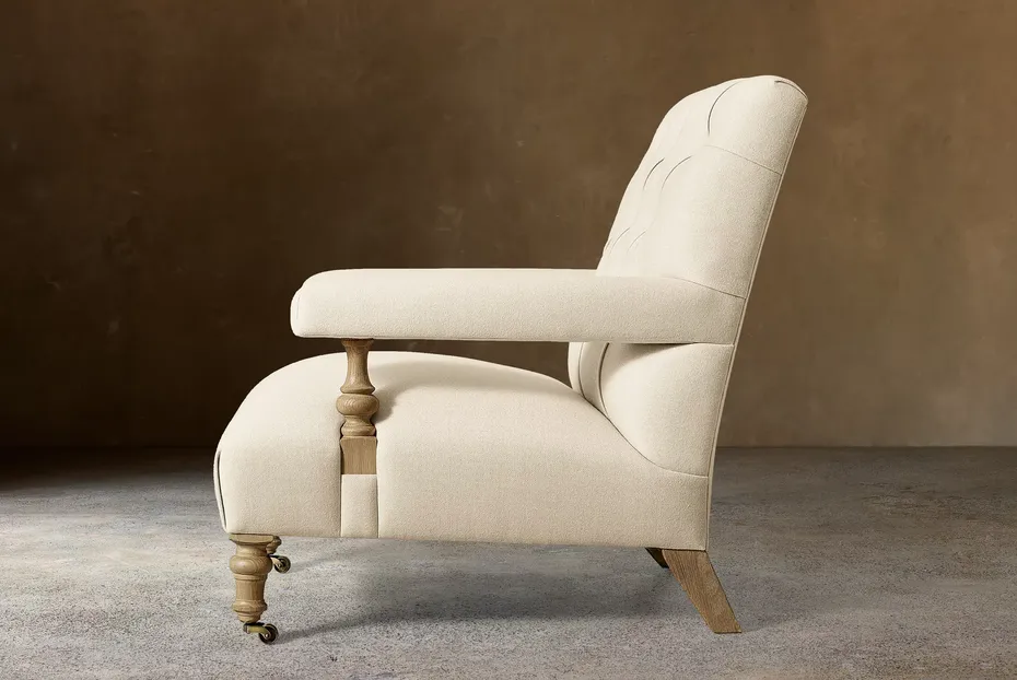 Fauteuil Coaraze en tissu et chêne crème, vue 3 sur 4