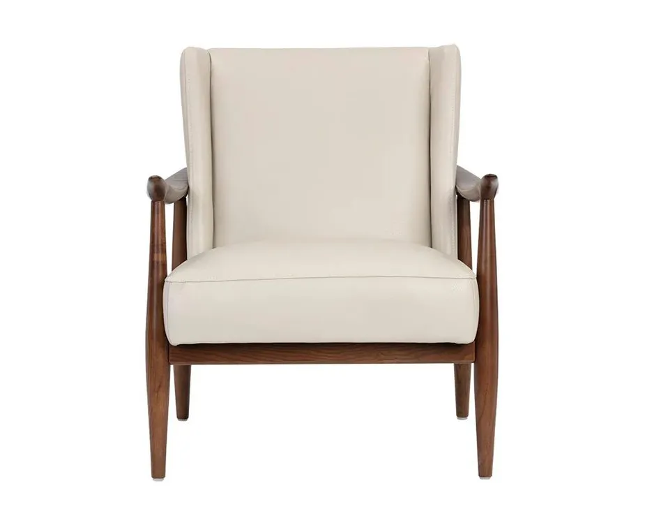 Fauteuil lounge Megève en cuir et frêne, vue 2 sur 6