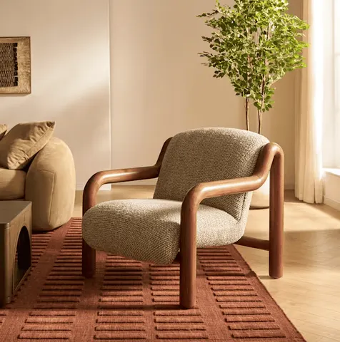 Fauteuil lounge Ornans en tissu et bois massif — fauteuils