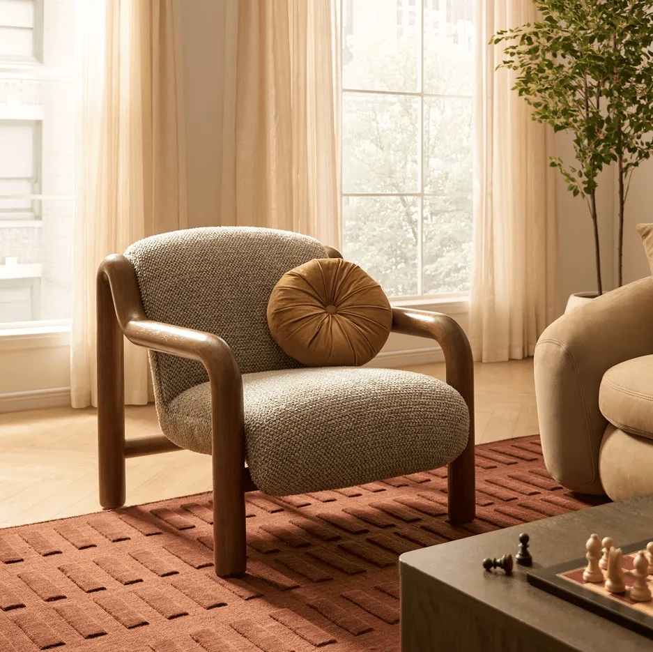 Fauteuil lounge Ornans en tissu et bois massif, vue 2 sur 6