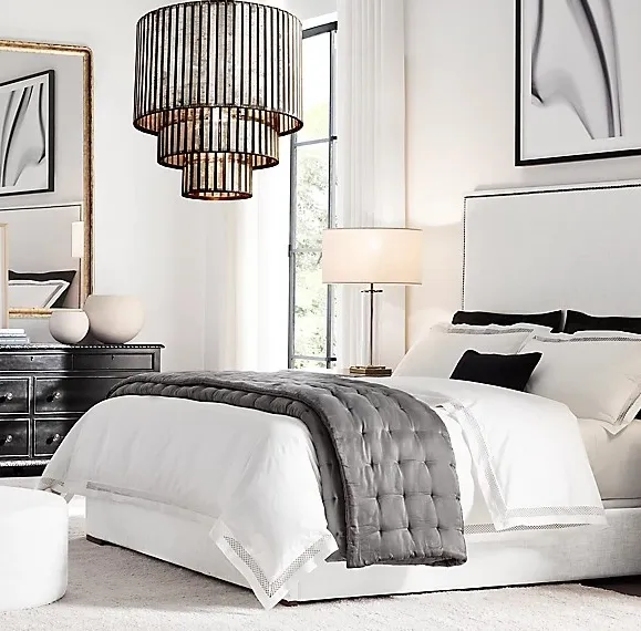 Lit Castillon en tissu et bois massif, collection lits ELWOOD HOME