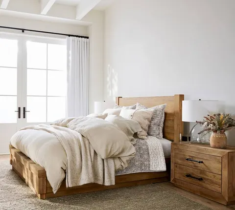 Lit Joyeuse king size minimaliste — lits