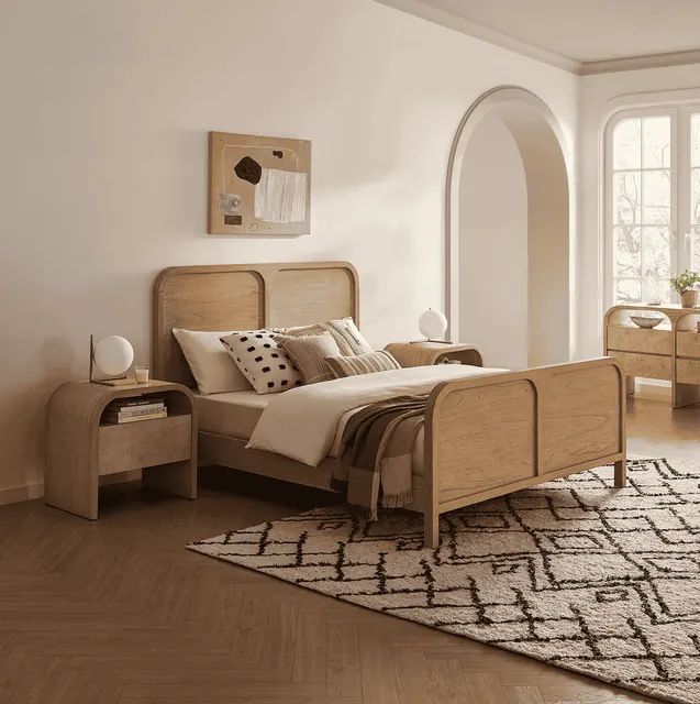 Lit Sixt en bois massif king size — lits