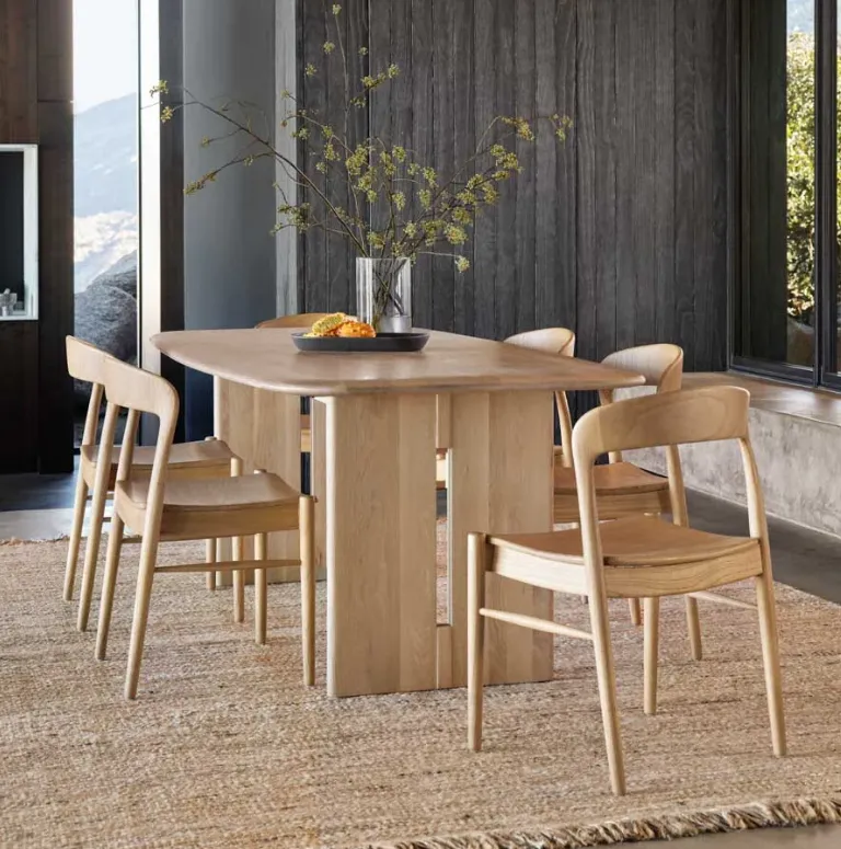 Table à manger Fayence en chêne, vue 2 sur 6