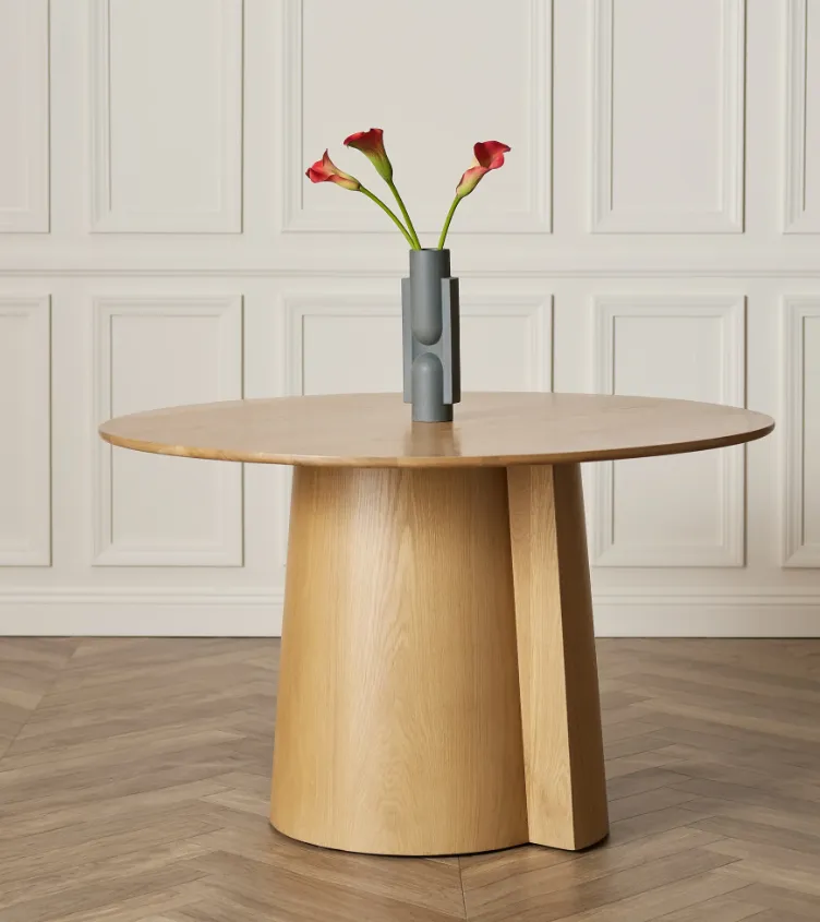 Table à manger ronde Cuisery en chêne, vue 4 sur 6