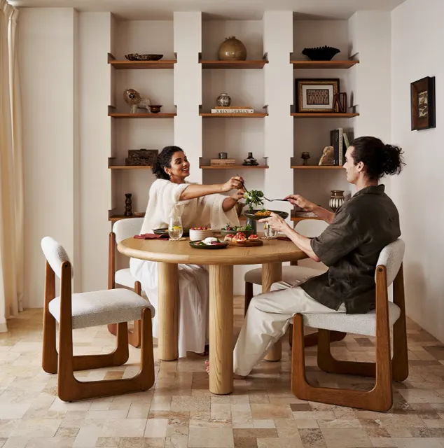 Table à manger ronde Minerve en teck — tables à manger