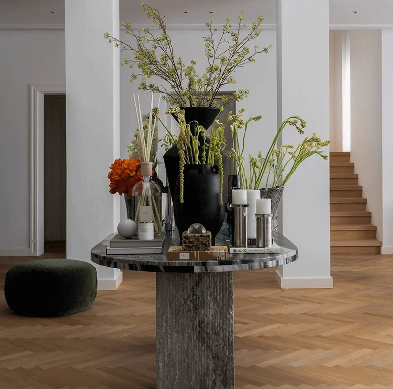 Table basse Chablis en marbre, vue 2 sur 6