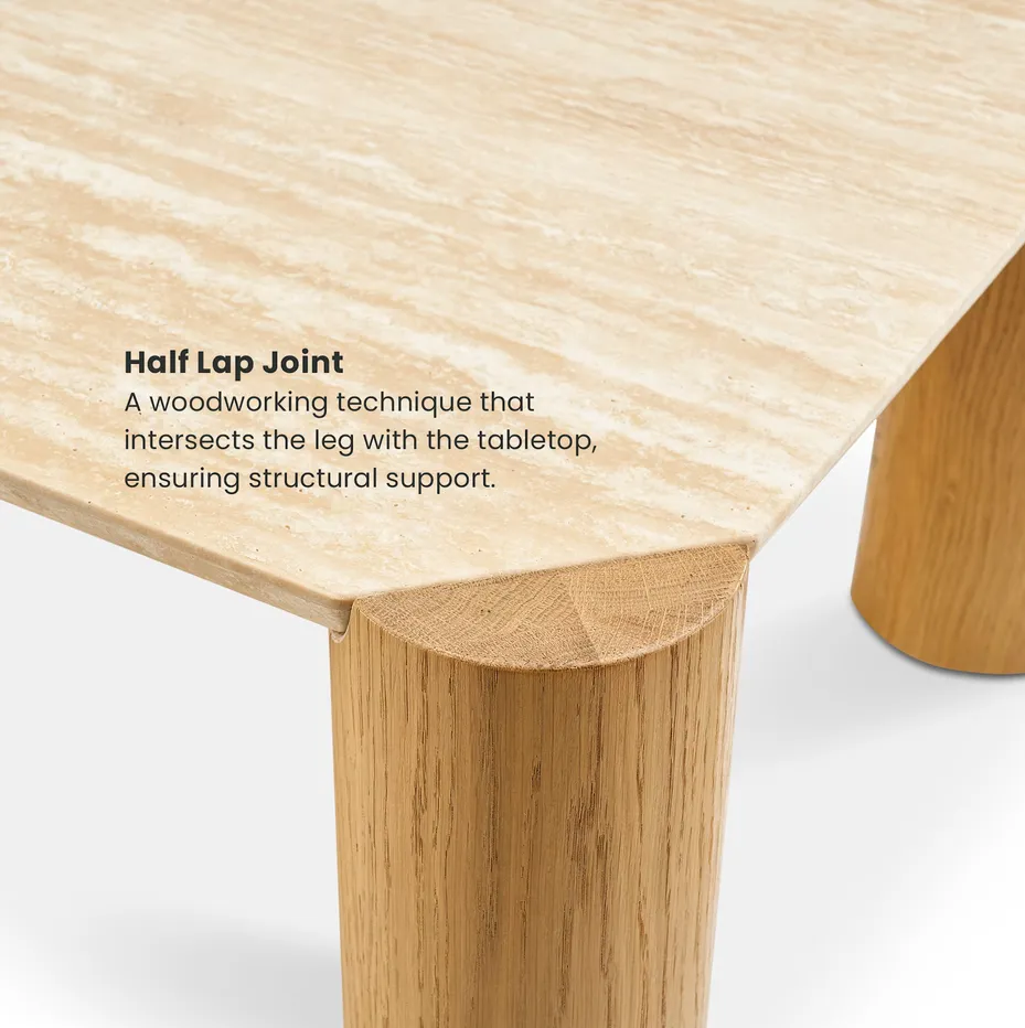 Table basse Megève en chêne et travertin, vue 2 sur 6