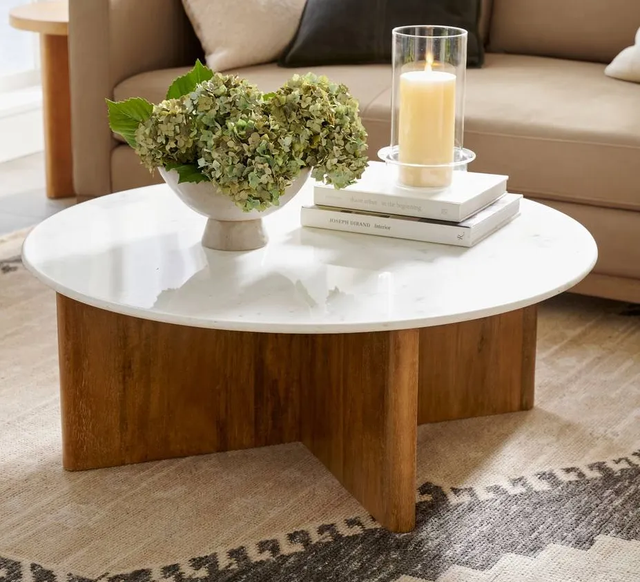 Table basse Moustiers en marbre blanc, vue 2 sur 4