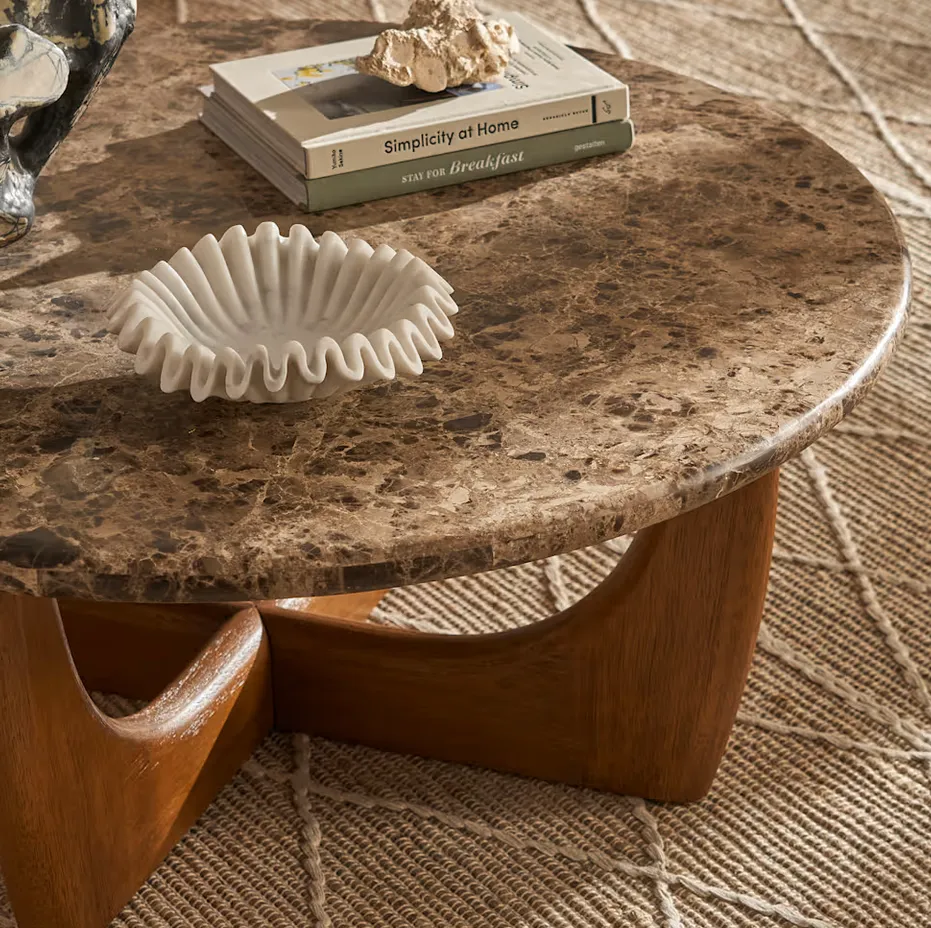 Table basse ronde Annecy en marbre, vue 6 sur 6