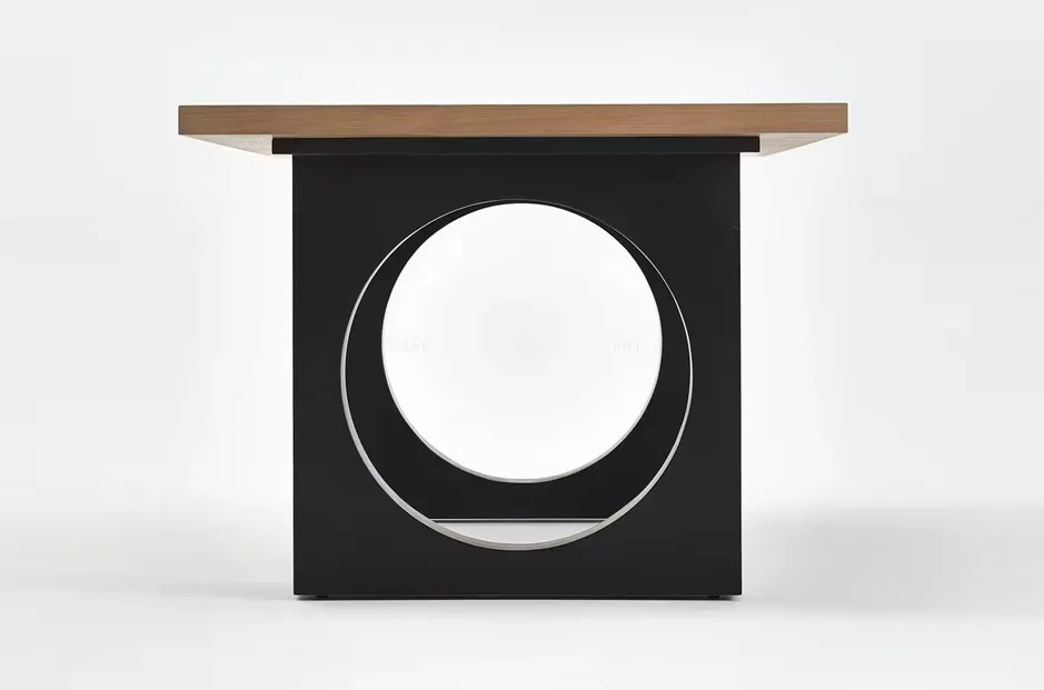 Table basse ronde Biot en chêne, vue 4 sur 4