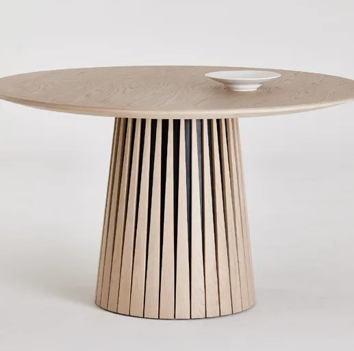 Table basse ronde Cotignac en chêne, vue 2 sur 4
