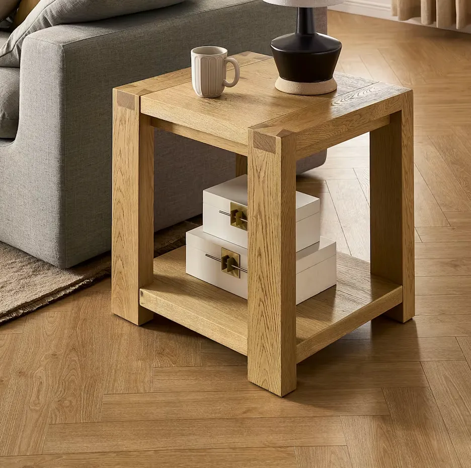 Table d'appoint Menthon en chêne, vue 2 sur 4