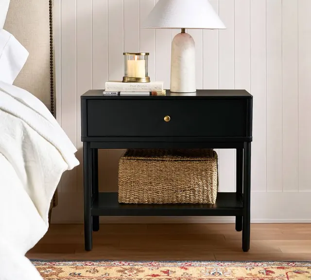 Table de chevet Banon en bois massif noir — tables de chevet